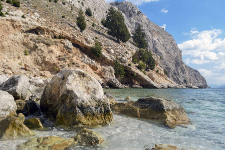 美丽的风景与石海海滩