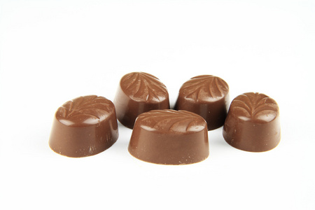 巧克力 chocolate的名词复数  巧克力糖