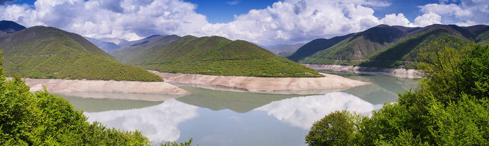 Zhinval 水水库全景拍摄