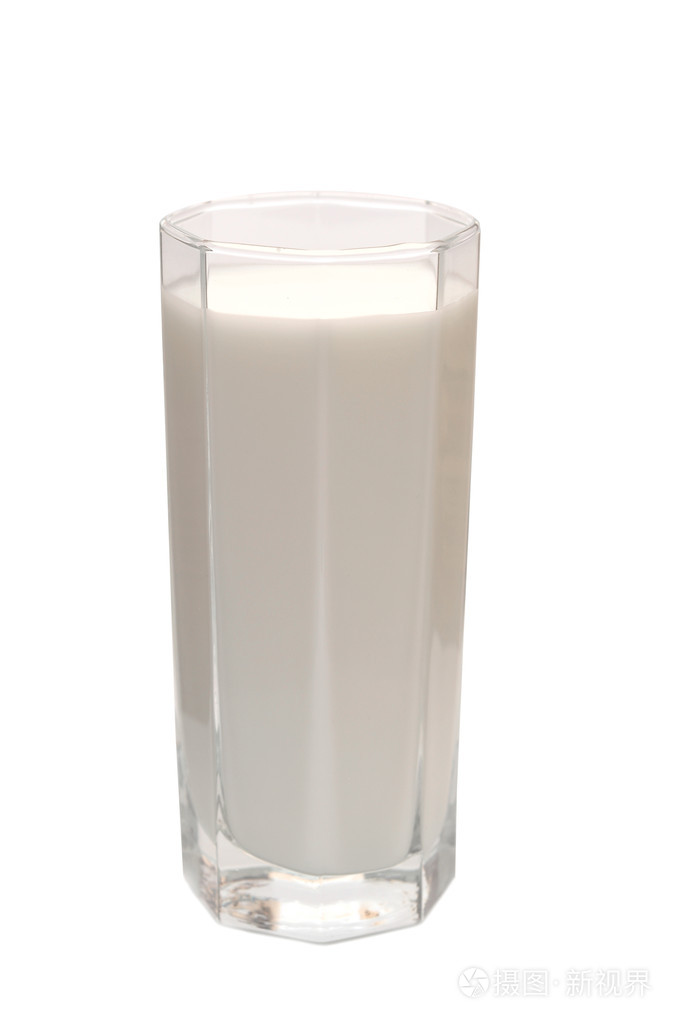 杯子里的牛奶