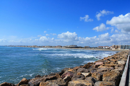 在蒙彼利埃南部海滨度假胜地卡诺 Plage