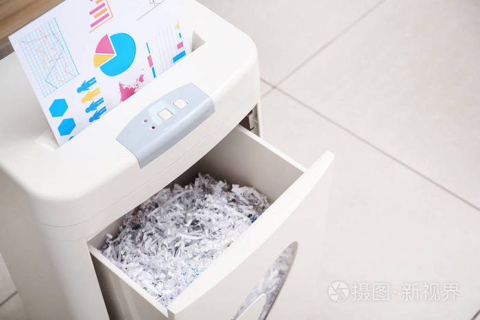 办公用碎纸机销毁文件照片 正版商用图片02axuj 摄图新视界 办公用碎纸机销毁文件照片 正版商用图片02axuj 摄图新视界