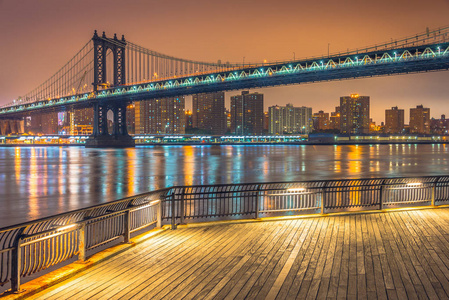 纽约夜景, 曼哈顿大桥