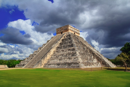 墨西哥库库肯玛扬金字塔图片