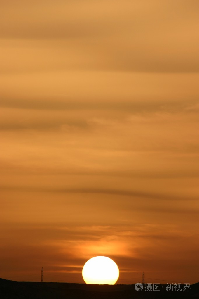 日出时分黎明诗日出的地方东方