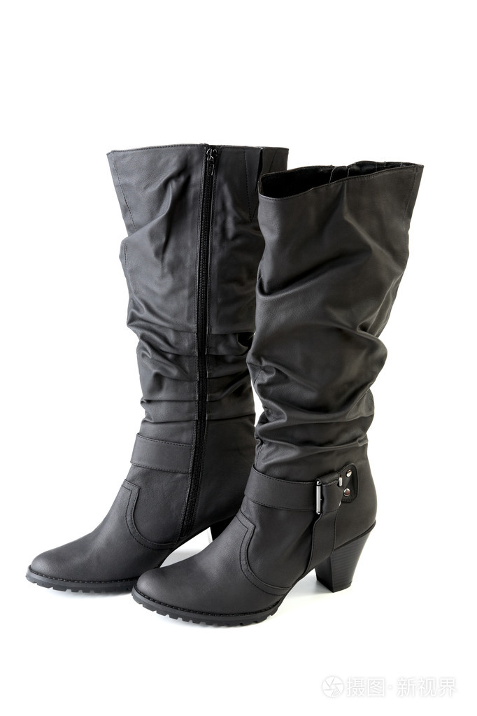 两只女黑靴