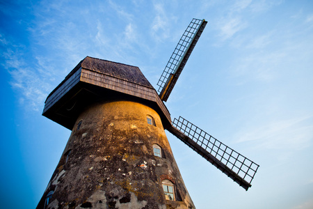 拉脱维亚的风车
