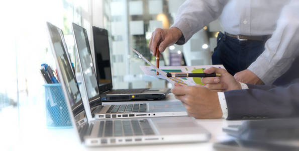 服务企业团队图片-服务企业团队素材-服务企业团队插画-摄图新视界