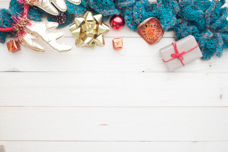圣诞背景, 装饰礼品盒, 木制背景配件, 卡片组合, 顶部视图