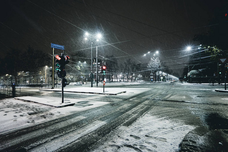 雨夹雪图片 夜景图片