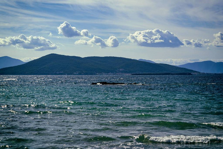 海景观与波