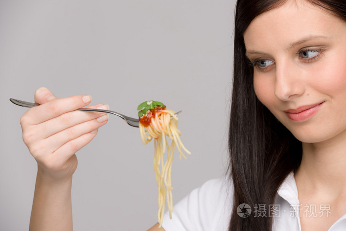 意大利菜健康女人吃意大利面