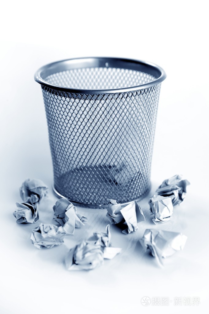 白色的纸垃圾