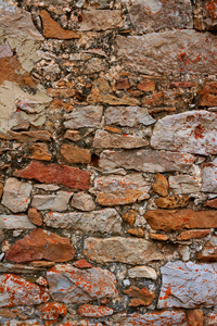 在西班牙，老石头墙砌体