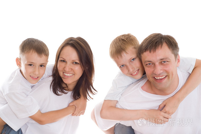 他们两个孩子的父母