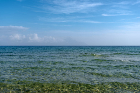 水海海洋的宁静表面