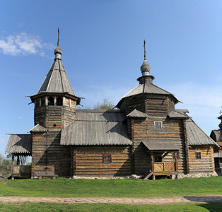 Kozliatyevo Koltchugino Reg村的改造教堂