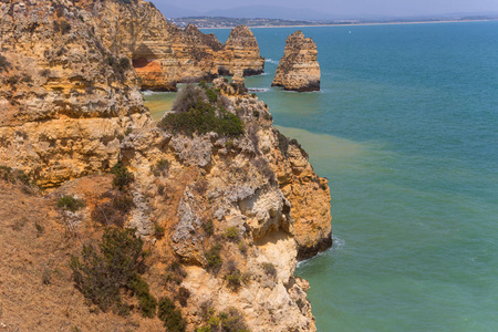 Ponta da piade lagos algarve港口的悬崖