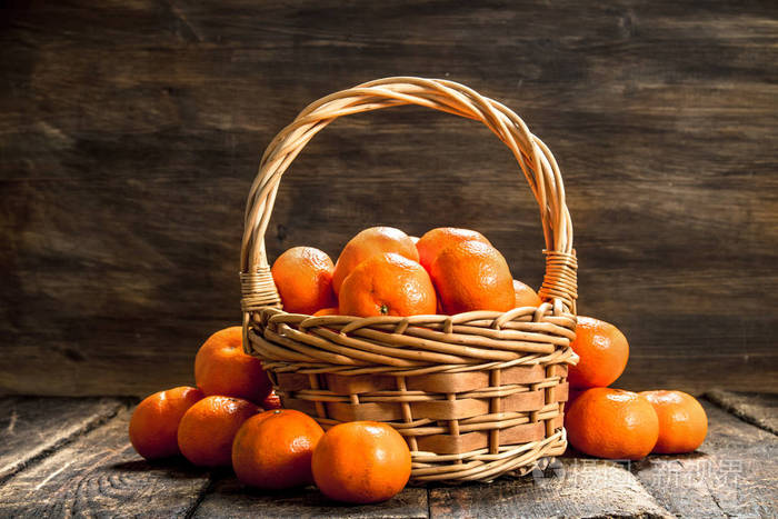 橘子在一个篮子里