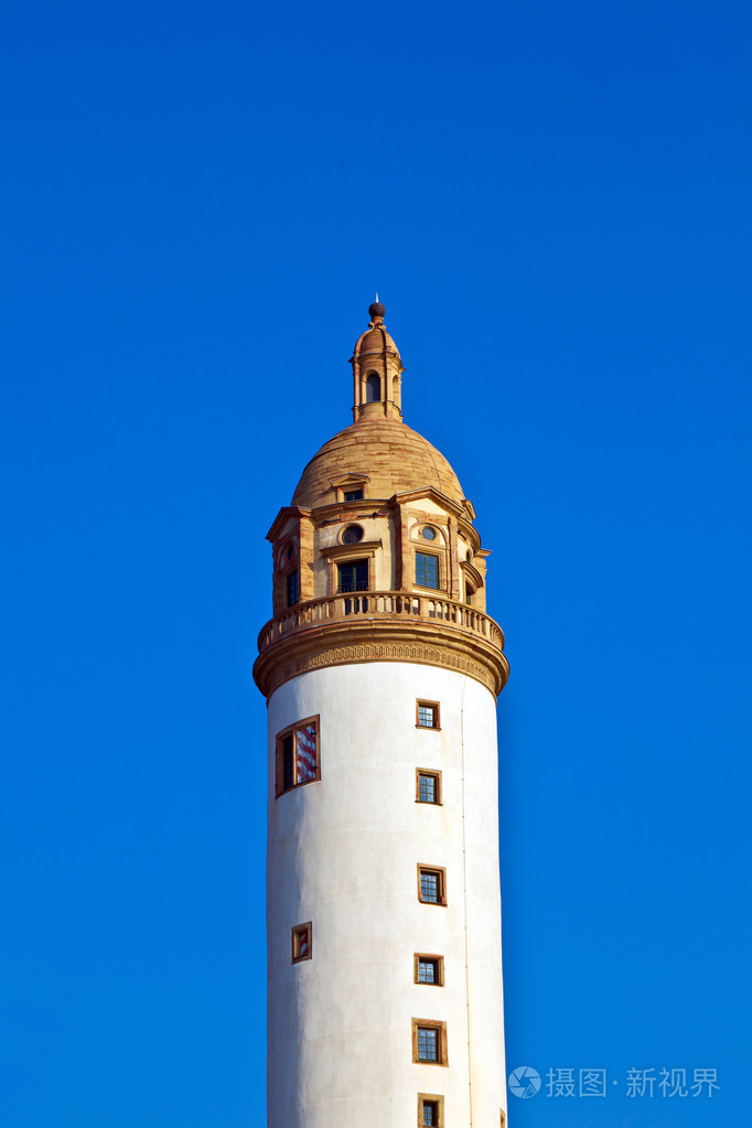 着名的中世纪最高城堡塔楼在法兰克福