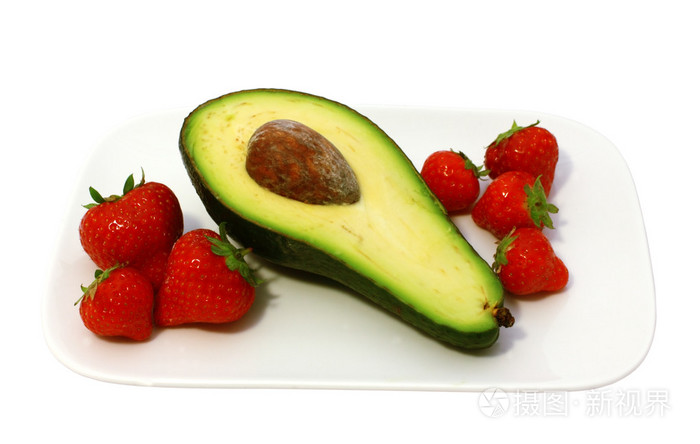 牛油果草莓
