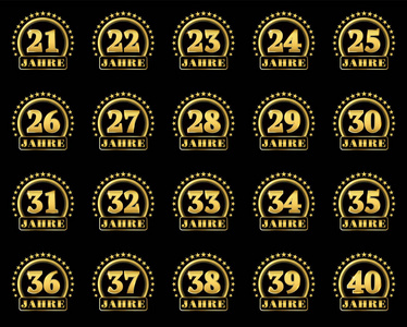 一组黄金数字从21到40和一年的字装饰的一圈星星.矢量插图.
