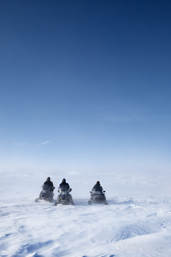 雪地摩托冬季景观