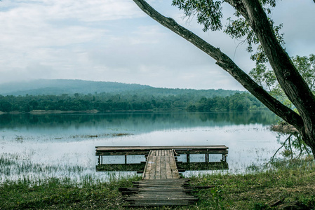 prachinburi 泰国 Chakrapong 水库 Kho 伊藤瀑布 的观点