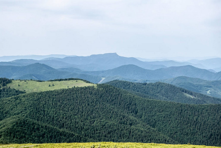 Lucanska 马拉 Fatra 山脉全景在斯洛伐克