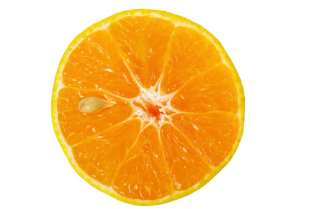 孤立与剪切路径的白色衬底上的橙色水果
