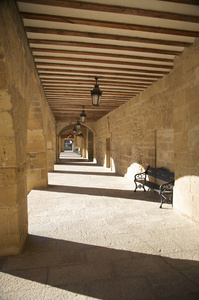 古代石走廊图片