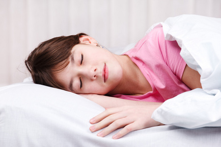 少女睡觉图片-少女睡觉素材-少女睡觉插画-摄图新视界