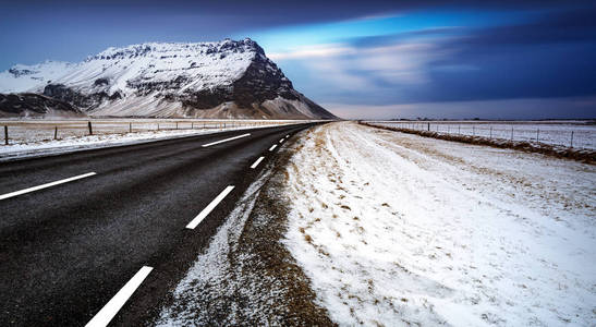 道路风景在冰岛图片