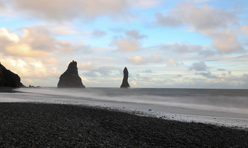 冰岛 Reynisdrangar 黑沙滩