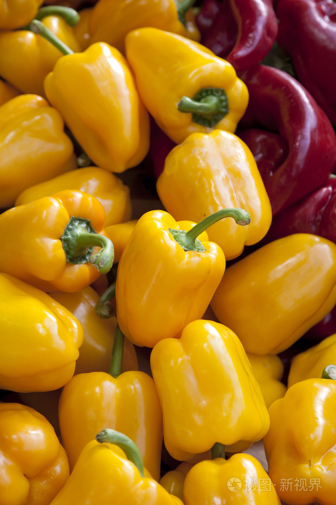 红椒和黄椒