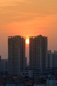 日落城市风景与建筑