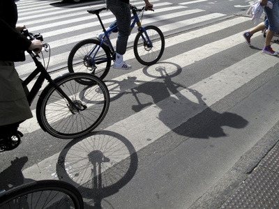 骑自行车的人 cyclist的名词复数 