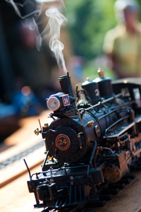 蒸汽浅层动力蒸汽机车模型图片