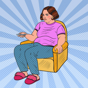 流行艺术的胖女人看电视遥控器。不健康的饮食。矢量插图