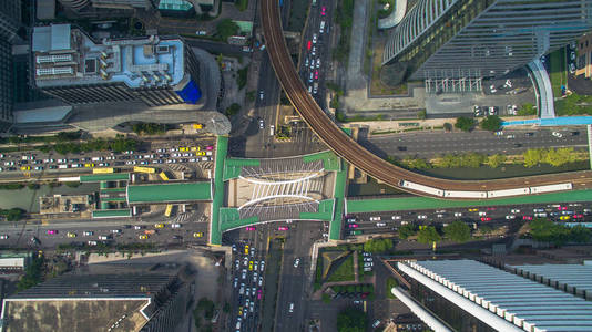 曼谷, 泰国2018年1月15日, 崇捷运站鸟瞰 Sathon 路曼谷, 泰国