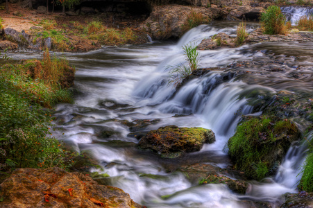 彩色风景瀑布HDR