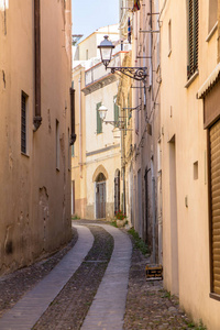街道上的旧城阿尔盖罗