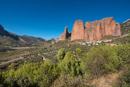 西班牙阿拉贡韦斯卡省的山地景观 Mallos de Riglos