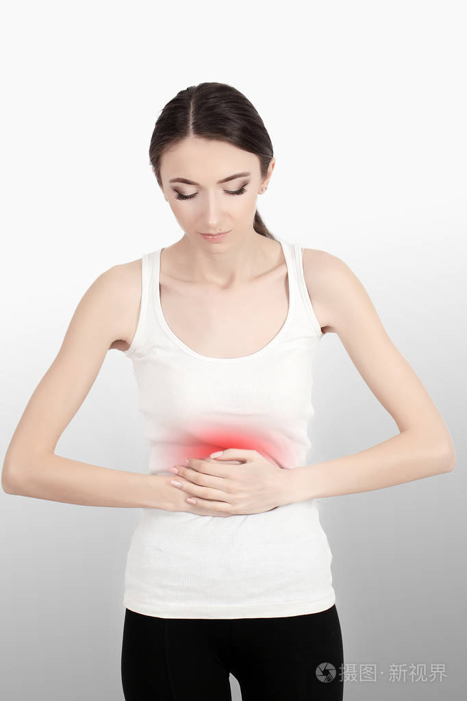 美丽的少妇感觉强烈的腹部疼痛.