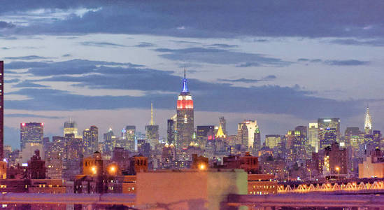 曼哈顿中城夜景从布鲁克林大桥, 纽约市