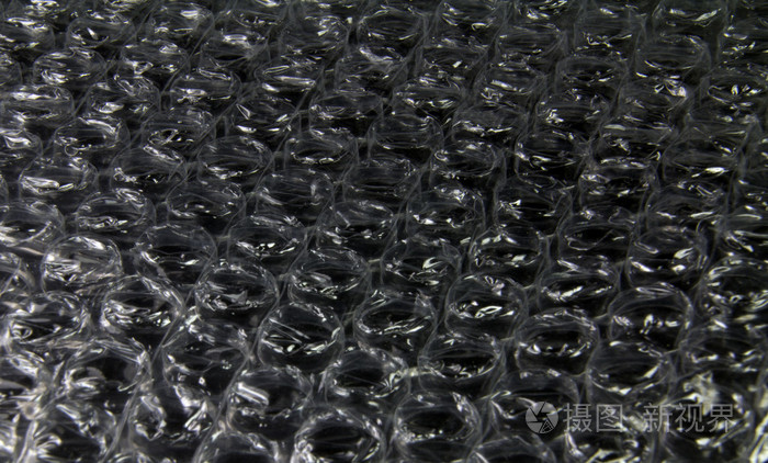 黑色背景的塑料气泡