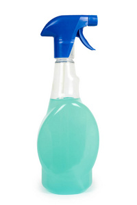 在白色背景上的手清洁喷雾瓶隔离。家务和卫生概念