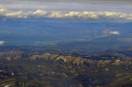 阿里尔山云景