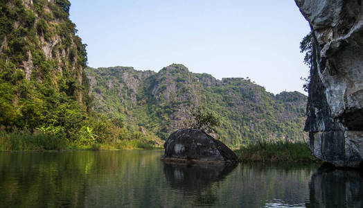 越南陆海龙湾