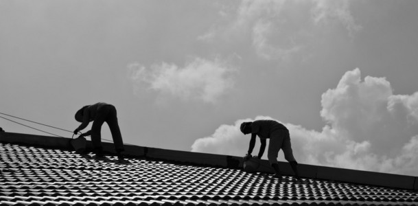 屋顶修理